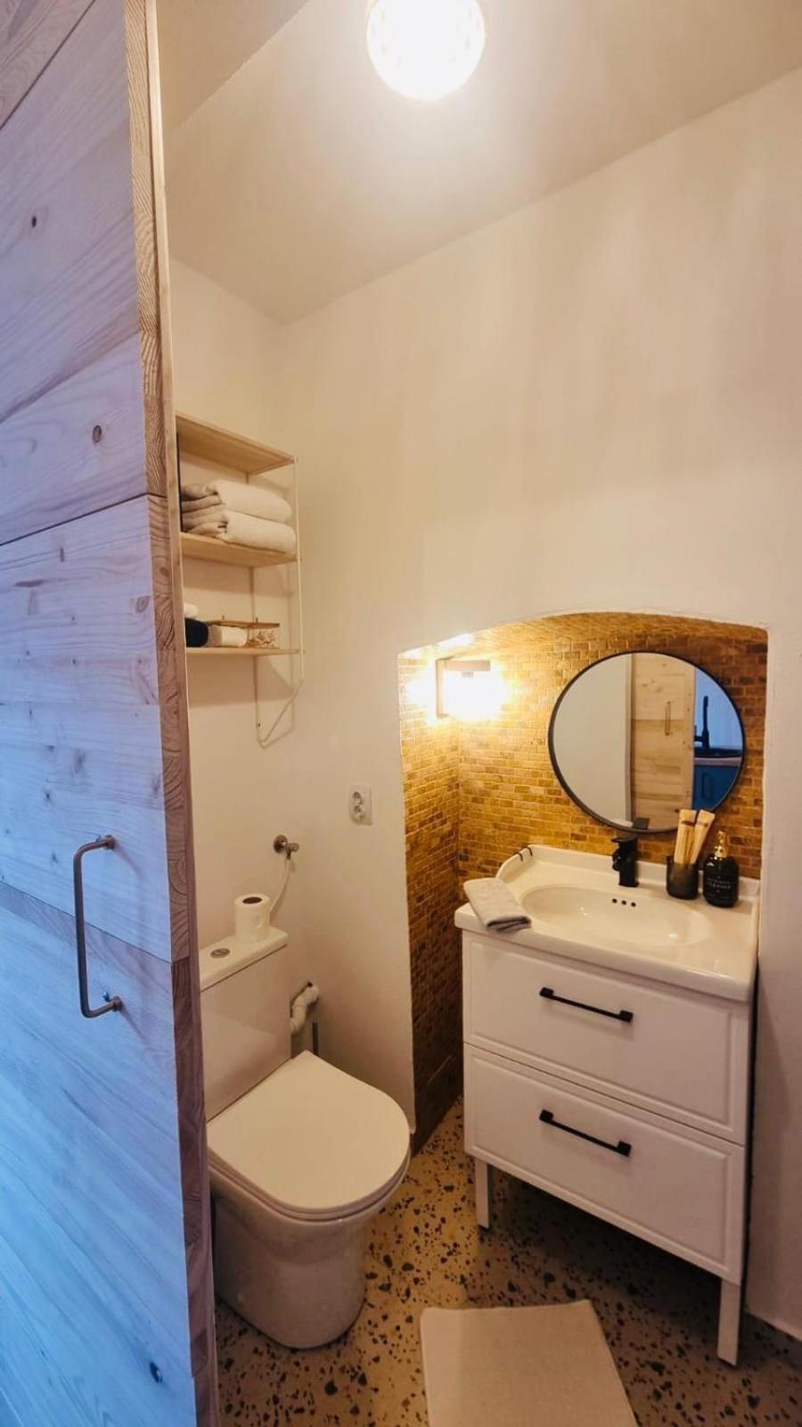 Vamesu Frontiers Apartment *